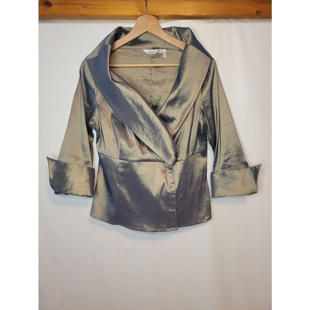Beautiful Ravel Metallic Shawl Collar Jacket